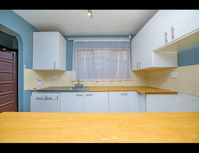 3 BEDROOM SECTIONAL TITLE FOR SALE IN RESERVOIR HILLS
